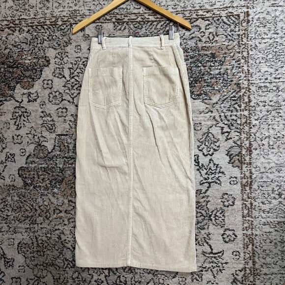 Zara Front Slip Corduroy Midi Skirt in Cream Color Size XS - Picture 6 of 8
